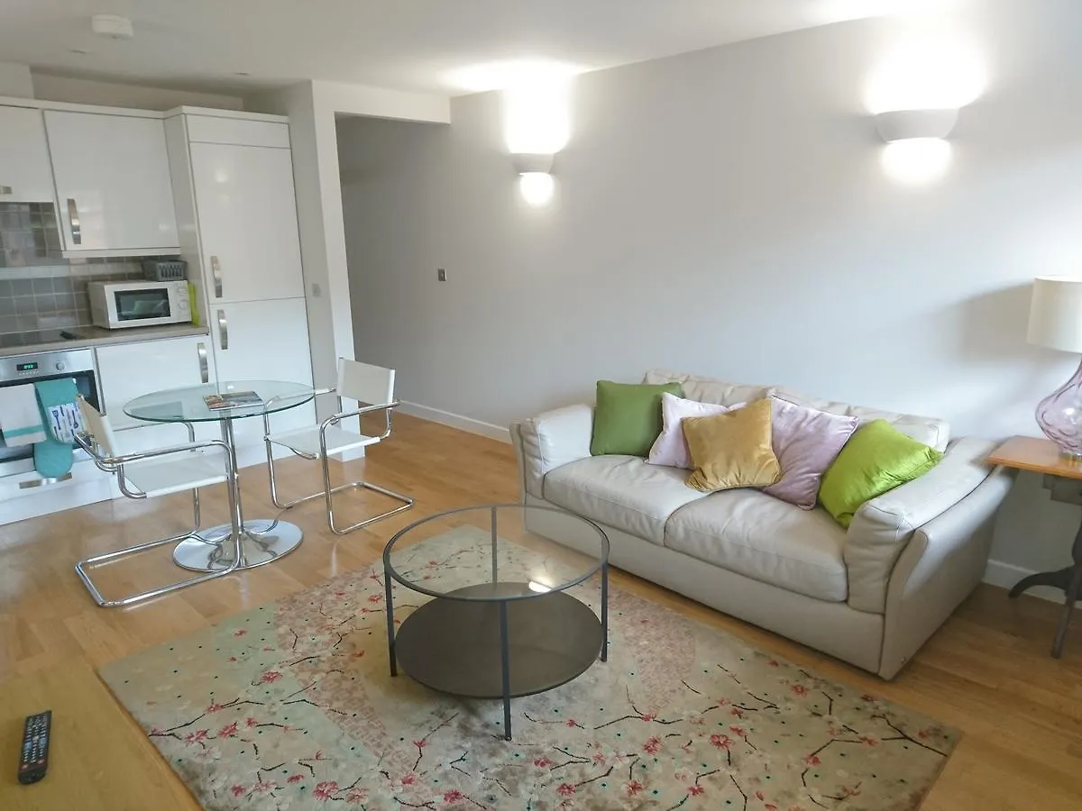 Lux Living Apartments - Roman House United Kingdom