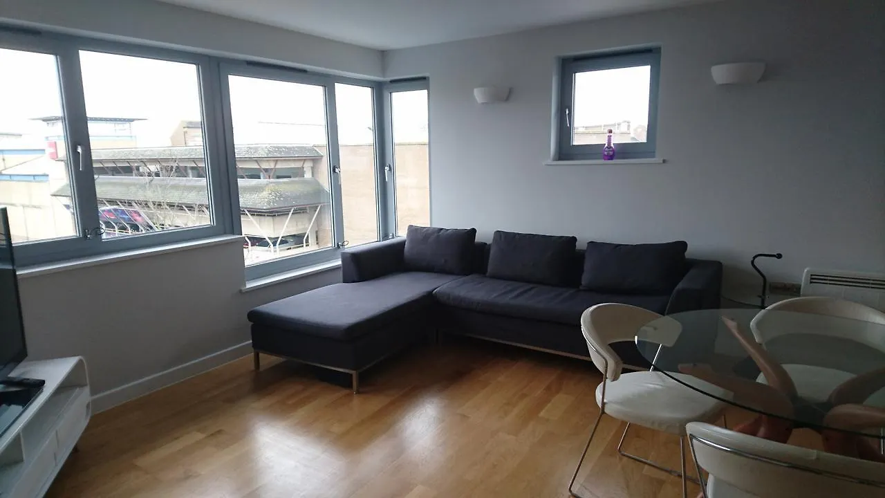 Lux Living Apartments - Roman House