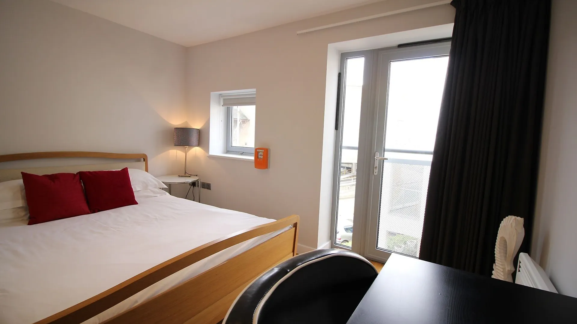 Lux Living Apartments - Roman House United Kingdom