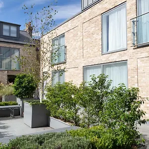  Apartment Citystay - Midsummer Mews